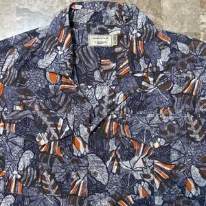 Maison Kitsune Shirt Mens 36 XS Blue Floral Hawaiian Camp Loop Collar Cotton